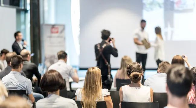 App Store 推荐 on 移动体验推荐